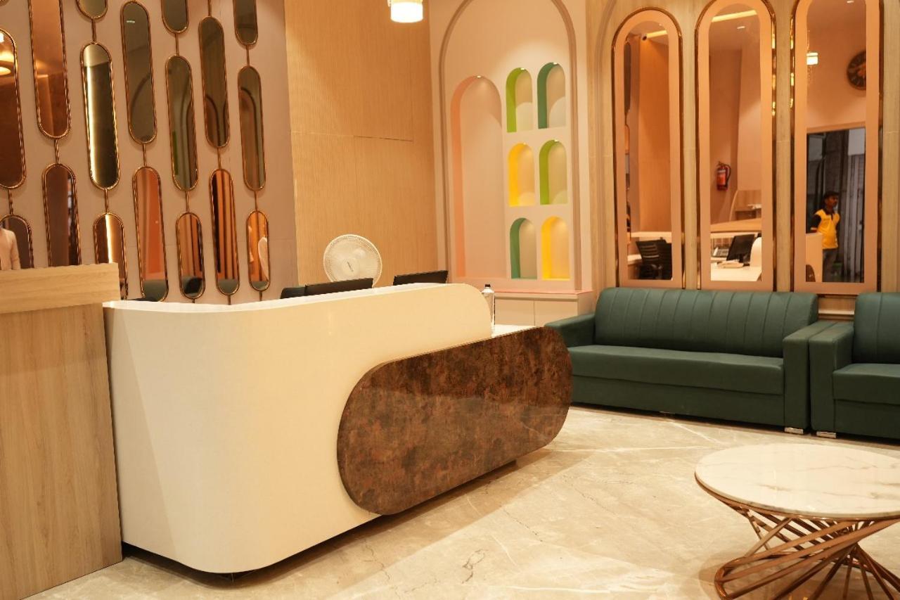 فندق Narayani Executive Tuljapur المظهر الخارجي الصورة